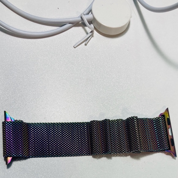 Apple Watch Series 5 44MM Rose Gold, Shiny Metal Band, Charger, 3 Screen Protect - Picture 5 of 7